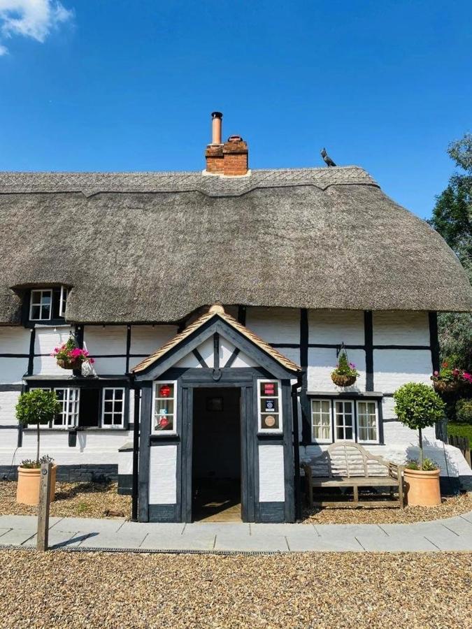 The Bottle & Glass Inn Harpsden Экстерьер фото